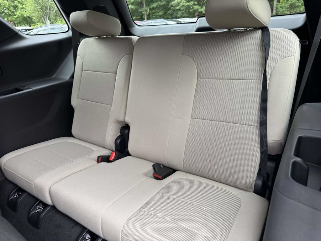 Used 2023 Chevrolet Traverse LS w/ Safety Package AWD/4WD image 15