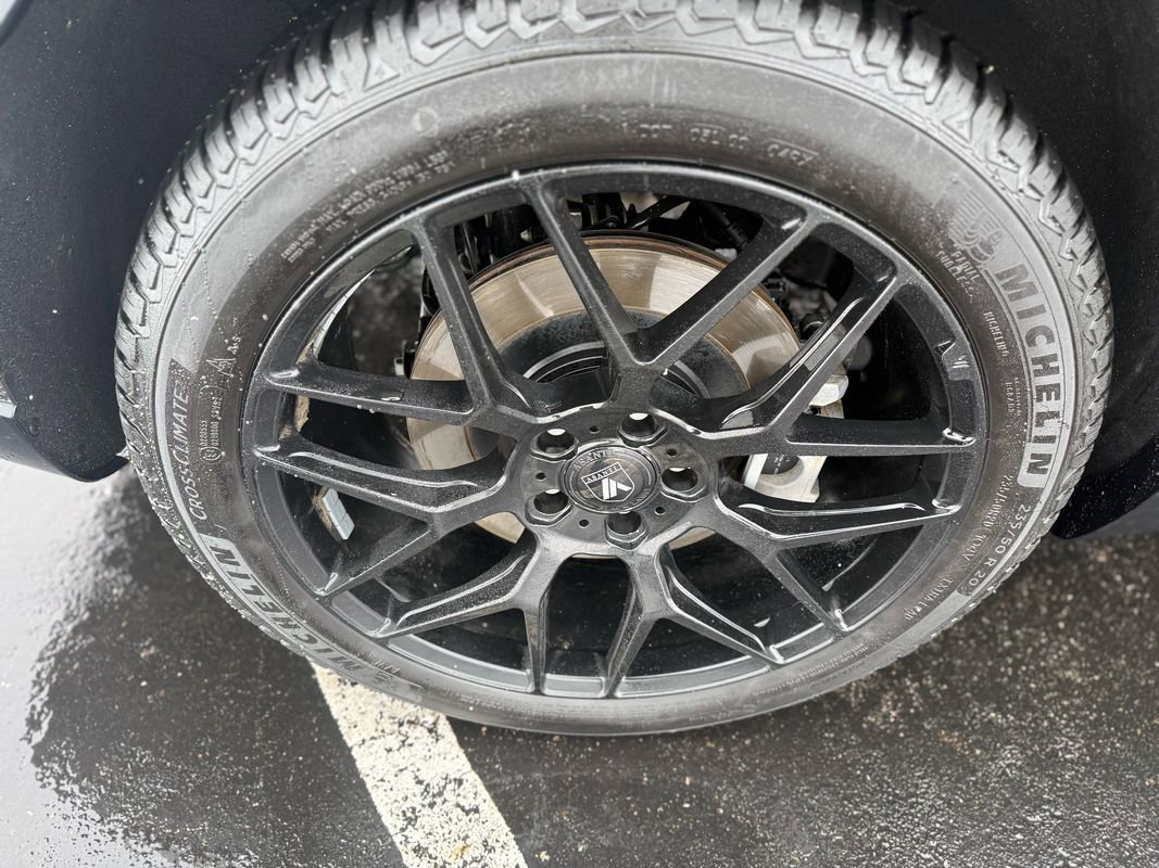 Used 2022 Genesis GV70 3.5T Sport w/ Sport Advanced Package image 27