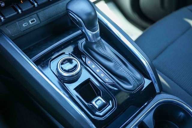 Used 2024 GMC Canyon Elevation image 38