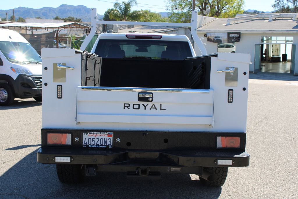 Used 2024 Chevrolet Silverado 2500 W/T w/ WT Convenience Package image 5