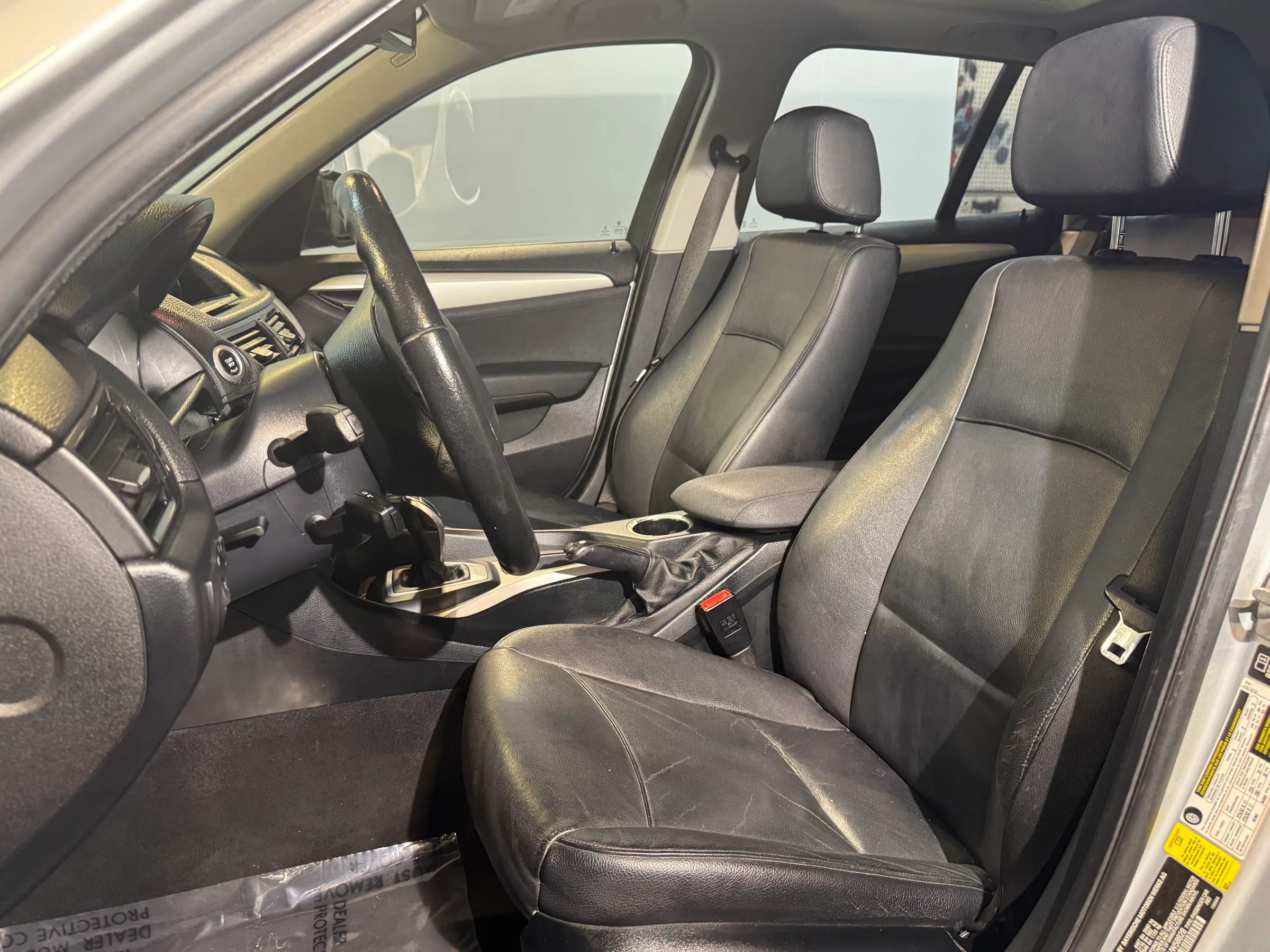 Used 2015 BMW X1 sDrive28i RWD image 10