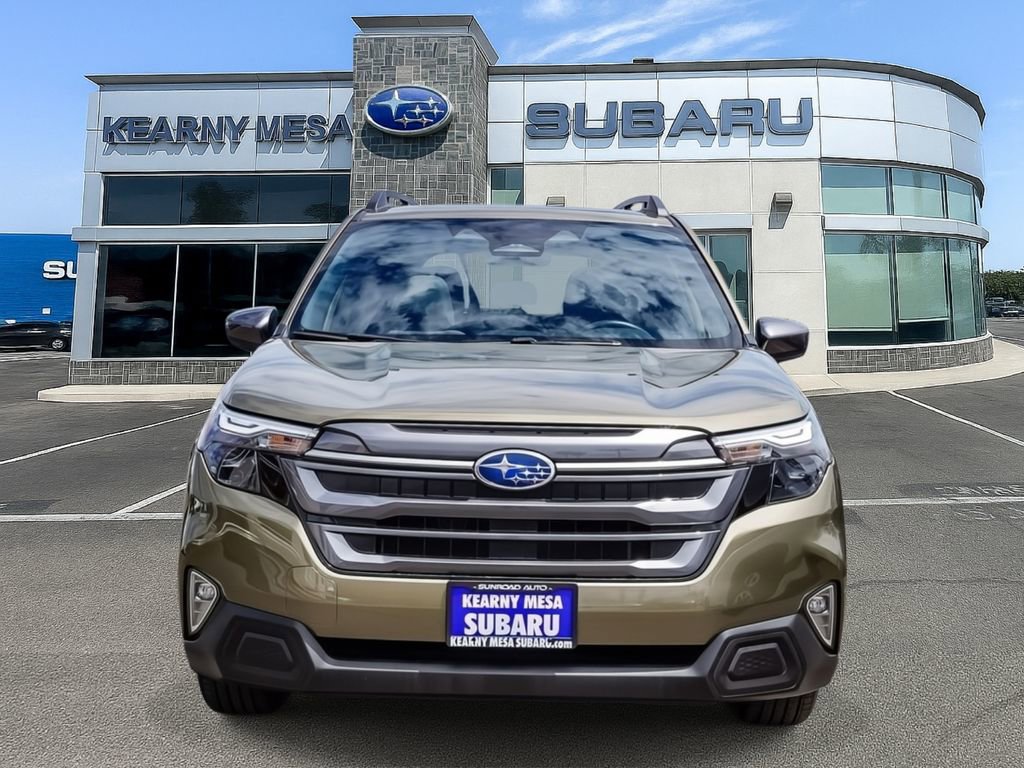 Certified 2025 Subaru Forester Premium AWD/4WD image 2