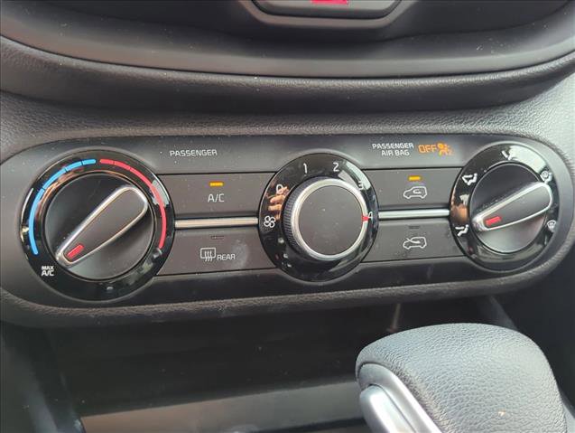 Used 2020 Kia Soul S FWD image 11