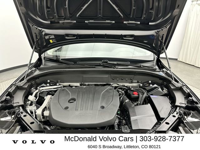 Certified 2025 Volvo XC60 B5 Plus w/ Climate Package AWD/4WD image 26