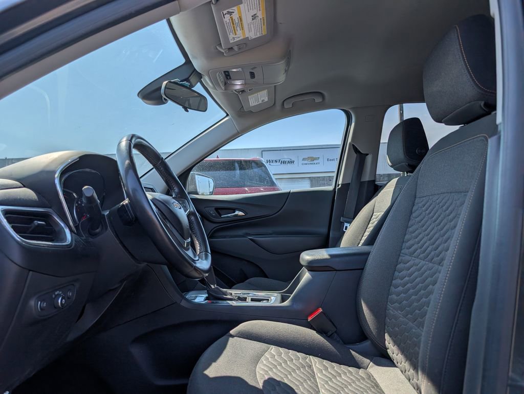 Used 2021 Chevrolet Equinox LT AWD/4WD image 9