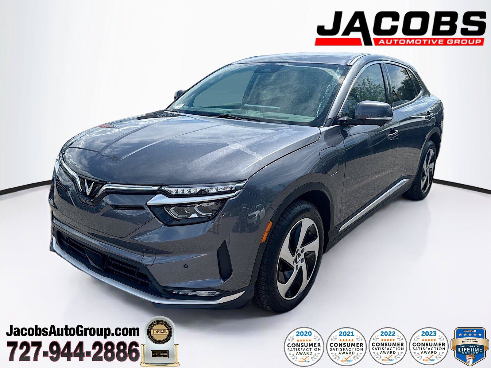 Used 2025 VinFast VF 8 Eco AWD/4WD image 1