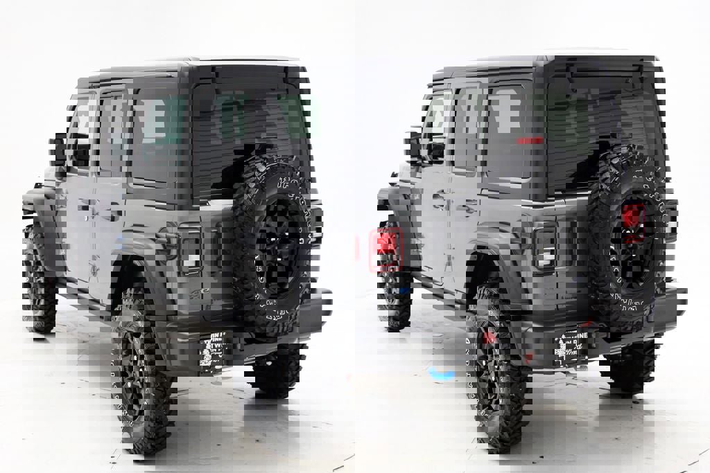 Used 2023 Jeep Wrangler Unlimited image 7