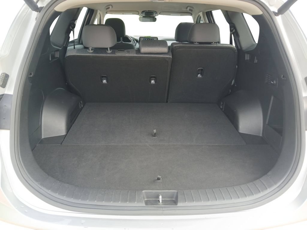 Used 2023 Hyundai Santa Fe SEL FWD image 11