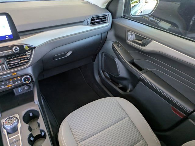 Used 2022 Ford Escape SE w/ Convenience Package image 14