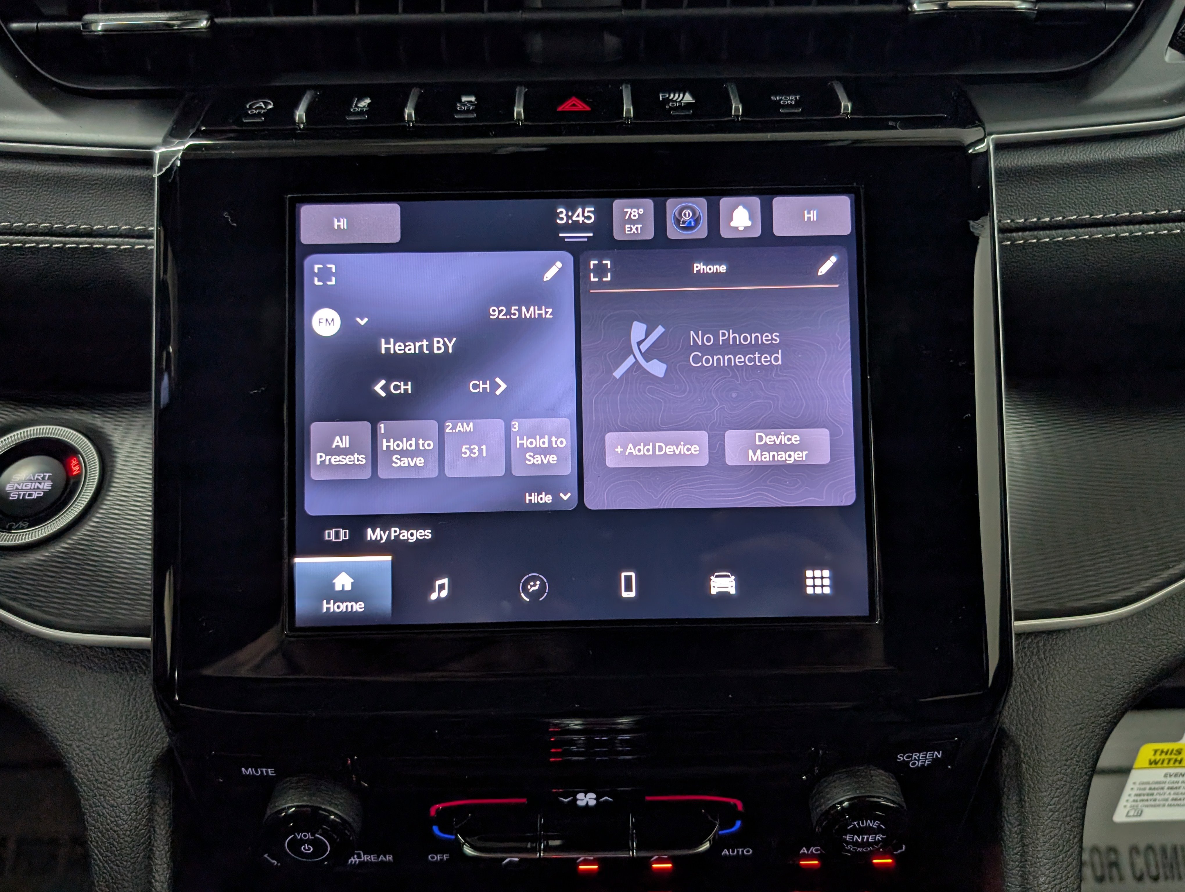 New 2025 Jeep Grand Cherokee Laredo X w/ Trailer Tow Package image 21