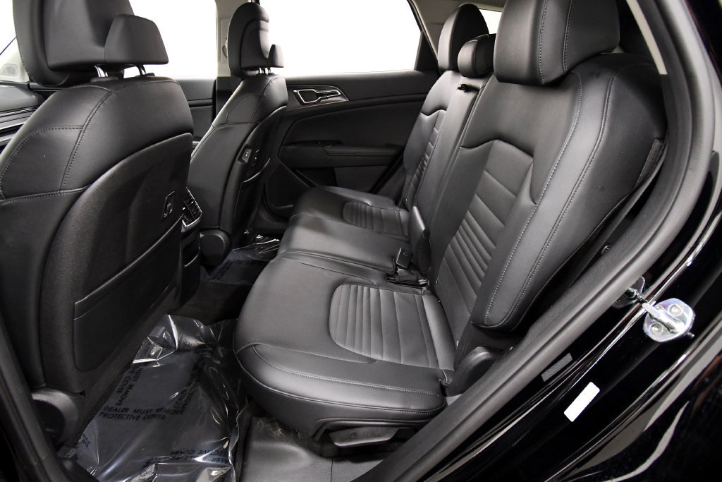 Certified 2023 Kia Sportage SX FWD image 15