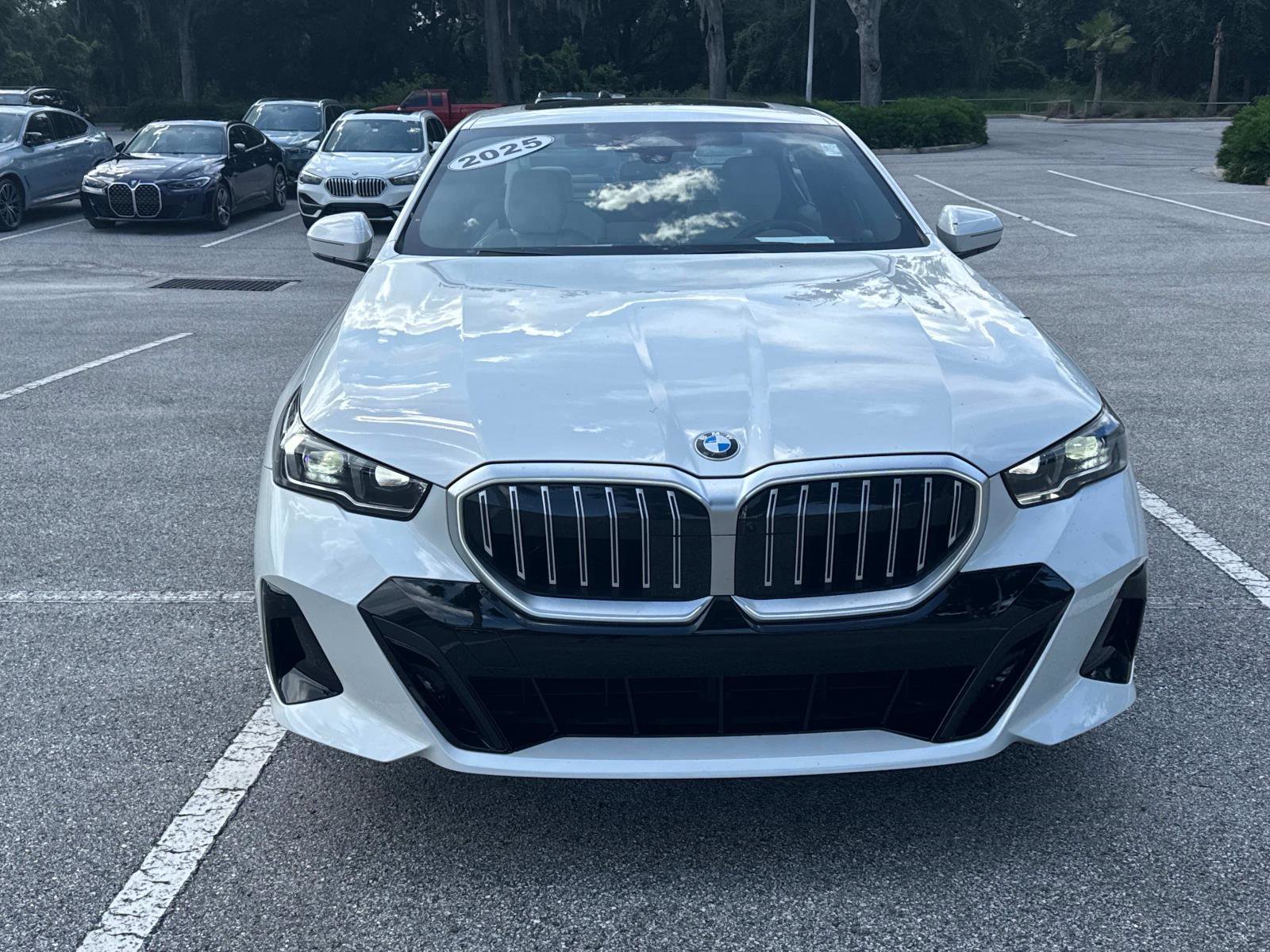 Certified 2025 BMW 530i w/ M Sport Package image 9