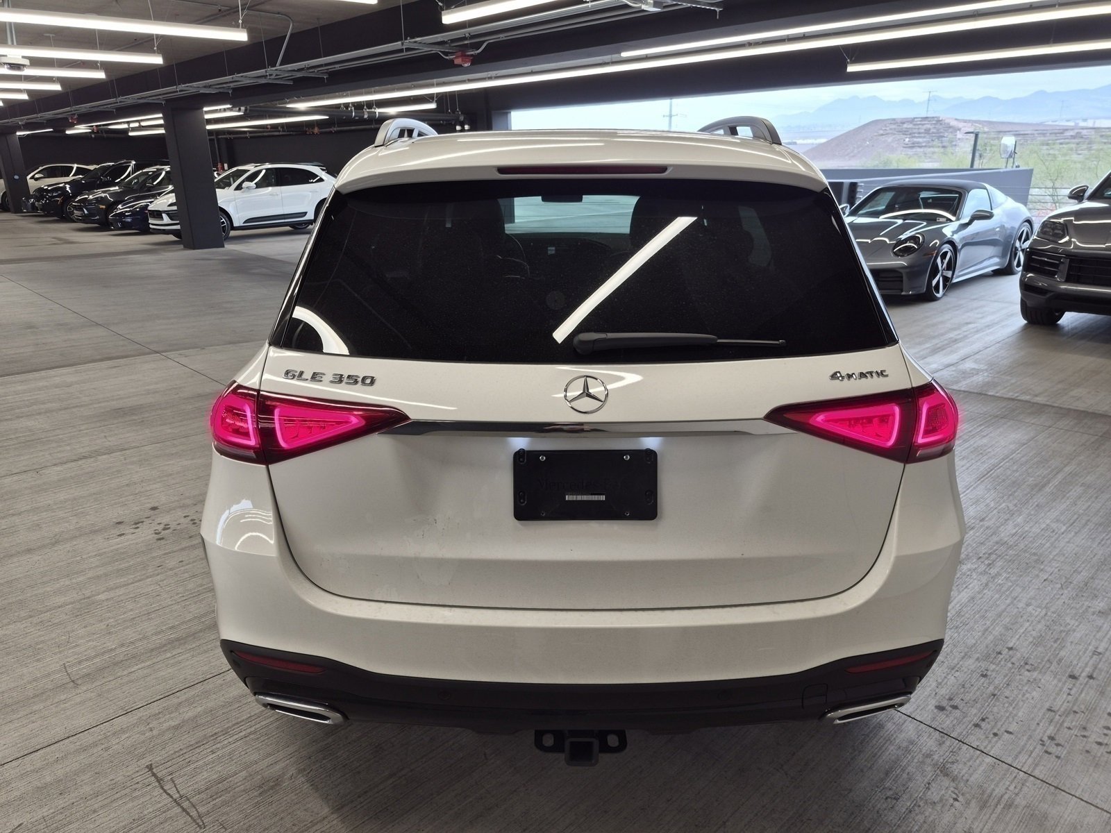 Used 2022 Mercedes-Benz GLE 350 4MATIC image 4