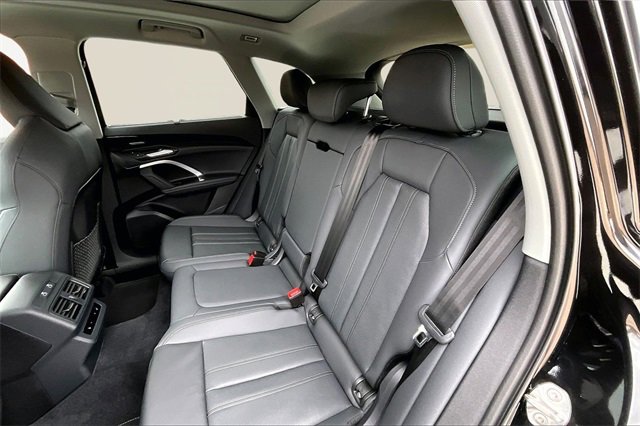 New 2025 Audi Q5 Prestige image 10
