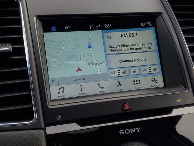 Used 2018 Ford Taurus SHO image 14