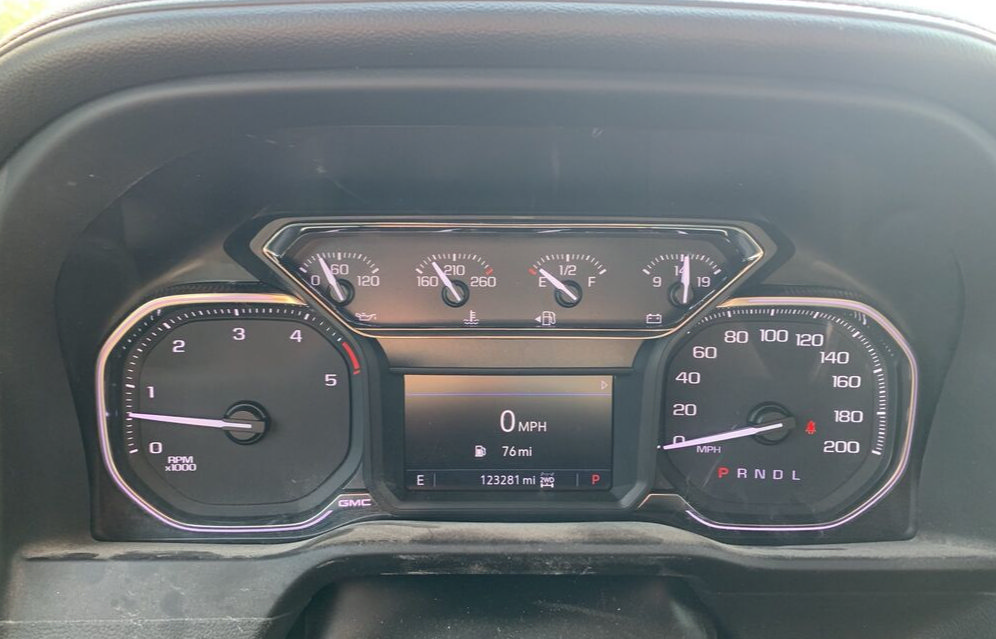 Used 2023 GMC Sierra 2500 AT4 w/ Gooseneck/5TH Wheel Package AWD/4WD image 10