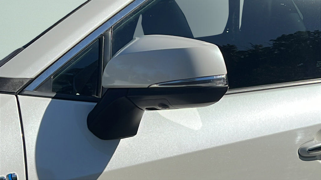 Used 2021 Toyota RAV4 Limited AWD/4WD image 28
