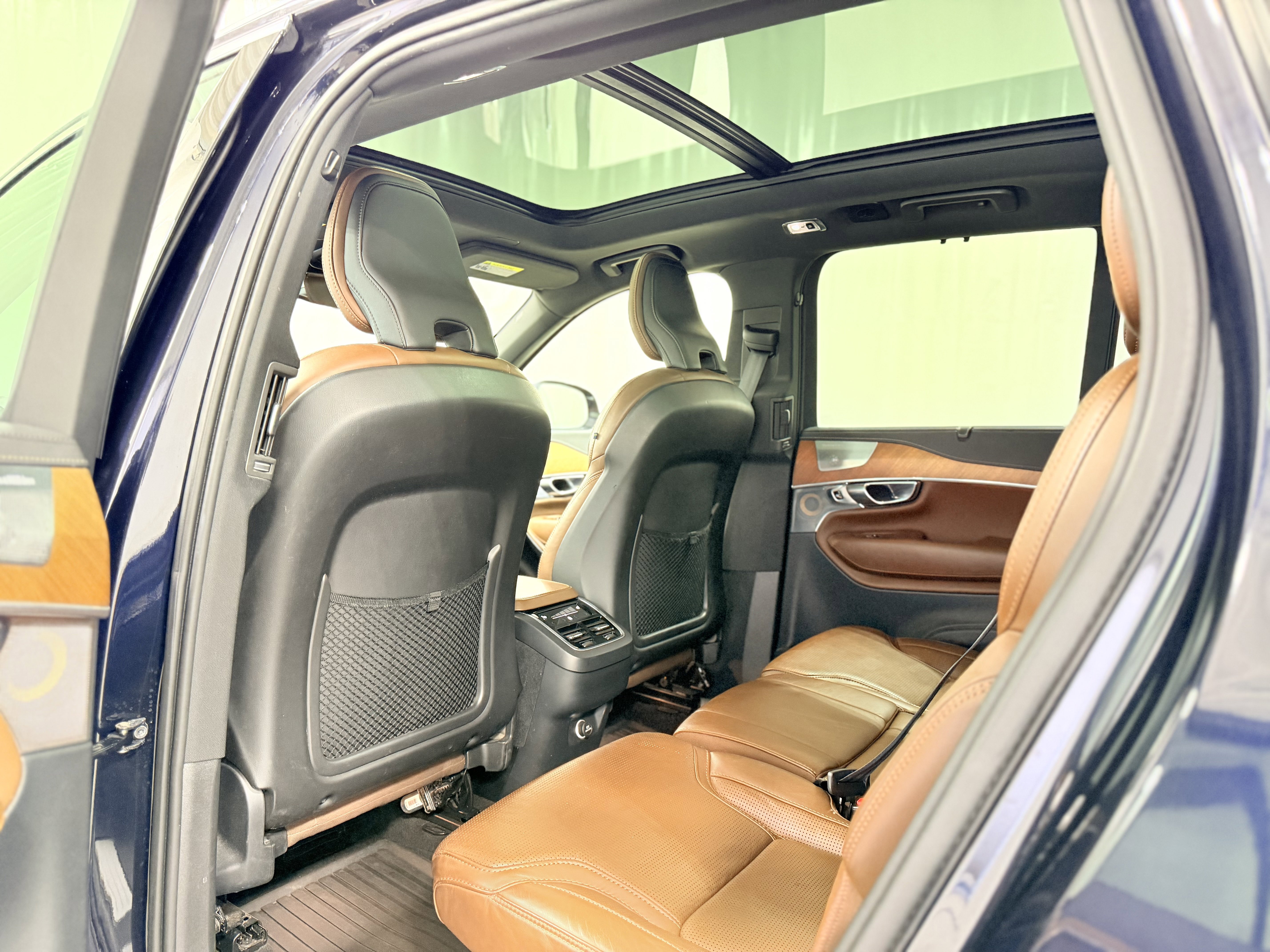 Used 2019 Volvo XC90 T6 Inscription w/ Advanced Package AWD/4WD image 25