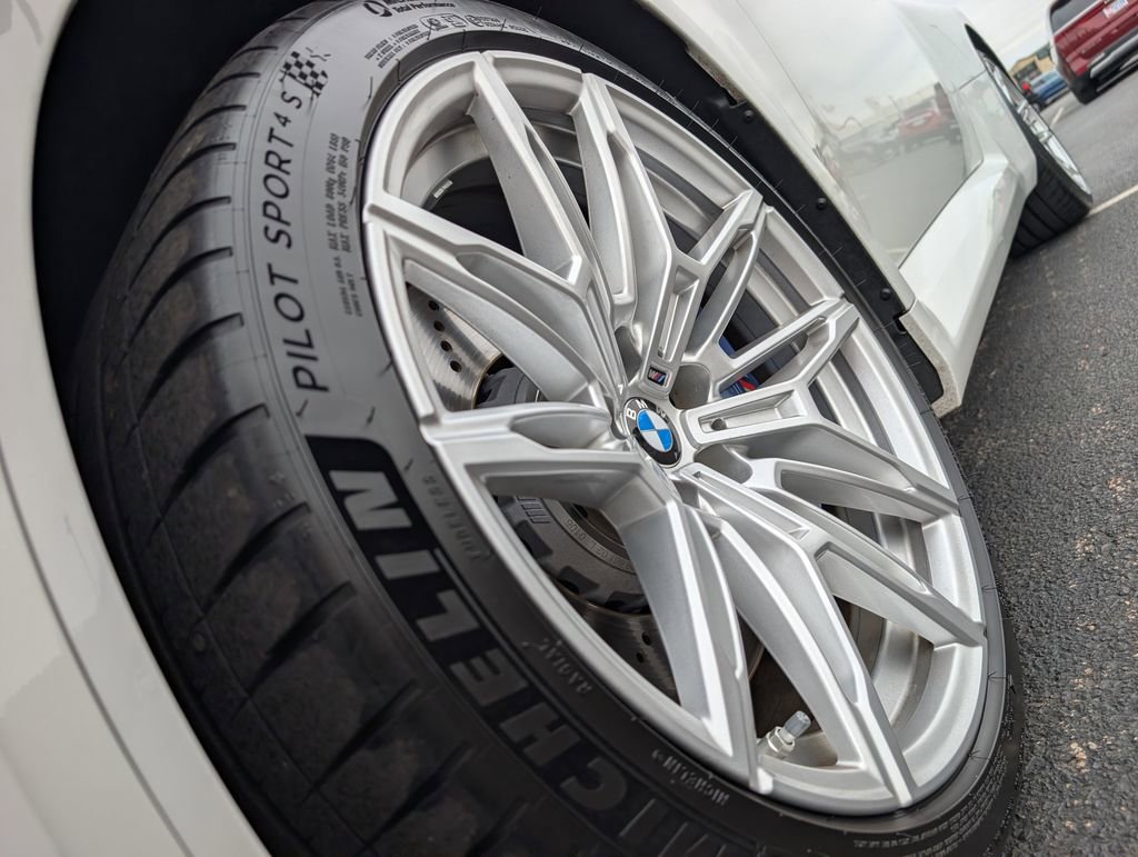 Used 2025 BMW M2 w/ Carbon Package image 9