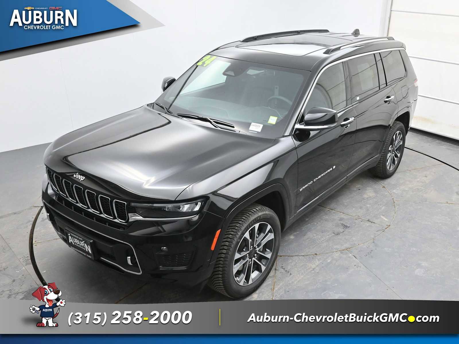 Used 2024 Jeep Grand Cherokee L Overland w/ Trailer Tow Package image 24