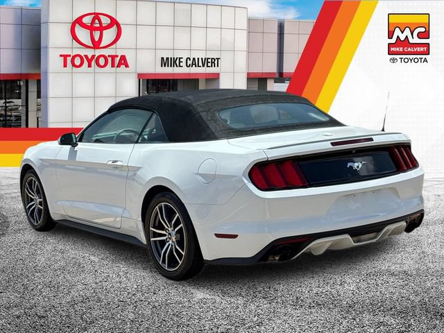 Used 2017 Ford Mustang Premium RWD image 3
