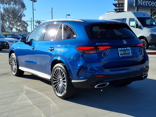 Certified 2025 Mercedes-Benz GLC 350e 4MATIC w/ AMG Line image 21