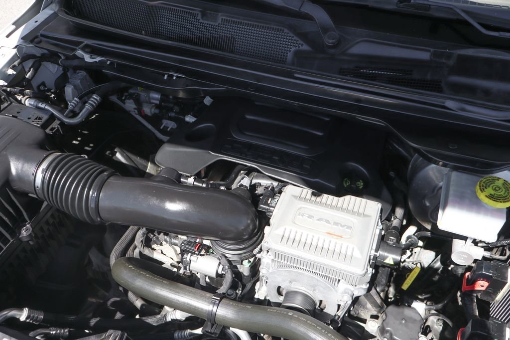 Used 2020 RAM 1500 Laramie image 12