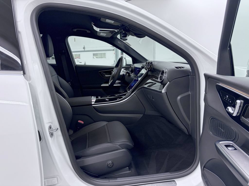 Certified 2026 Mercedes-Benz GLC 300 4MATIC image 19