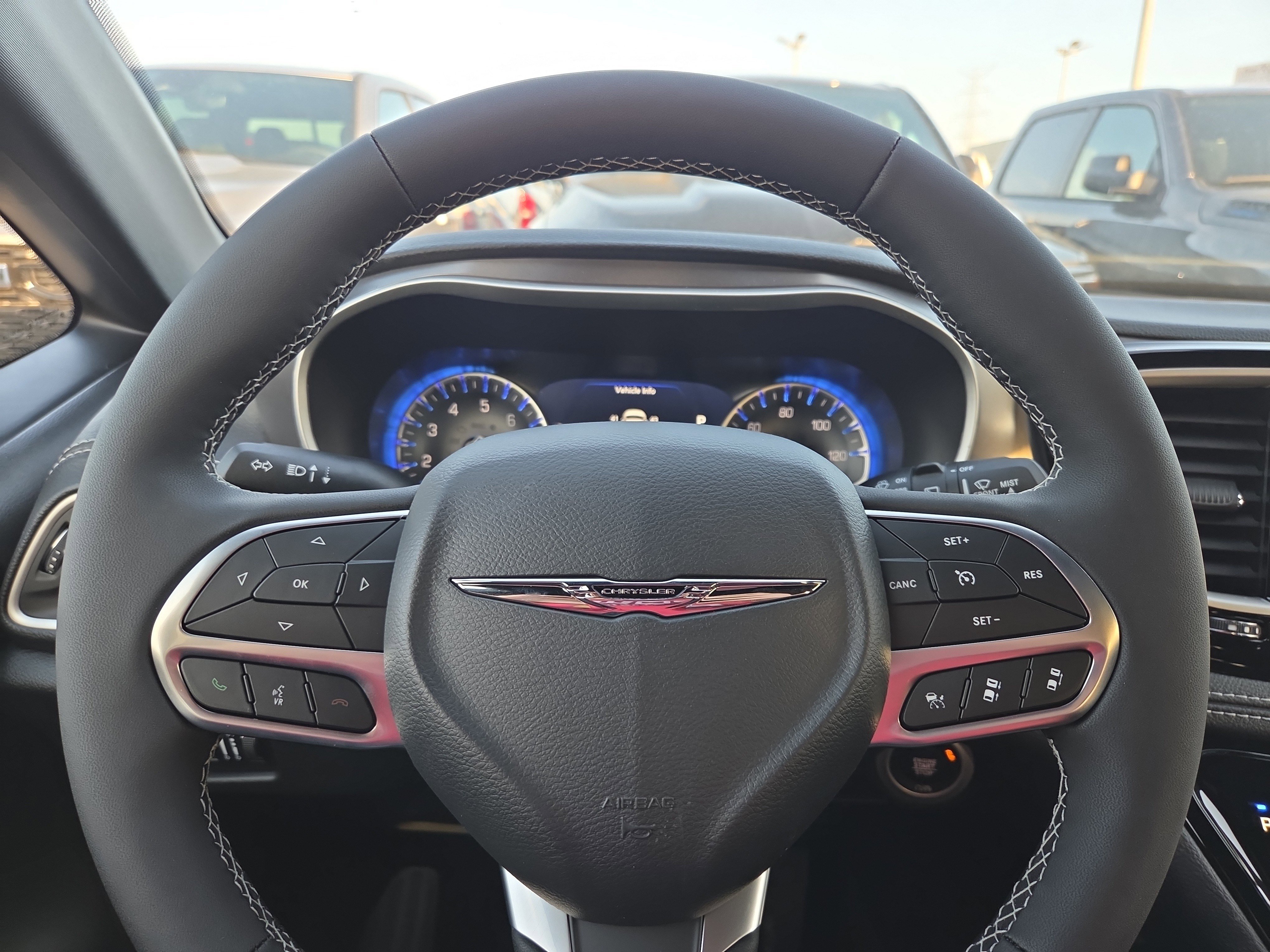 New 2026 Chrysler Pacifica Select FWD image 10