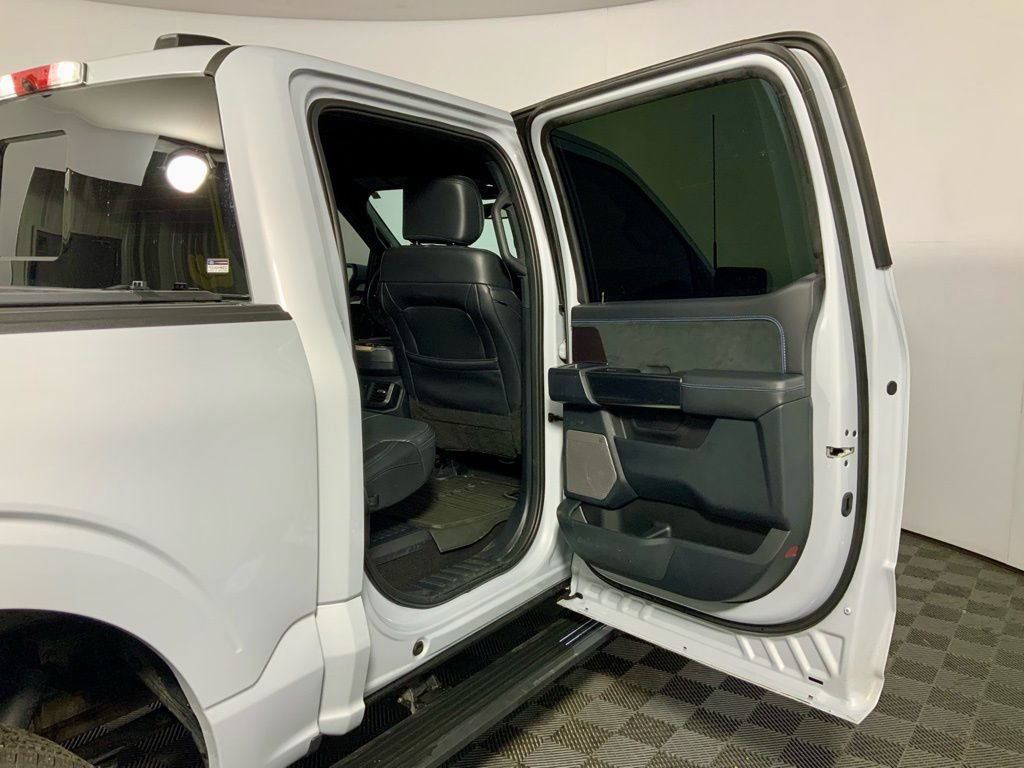 Used 2025 Ford F150 Platinum image 33