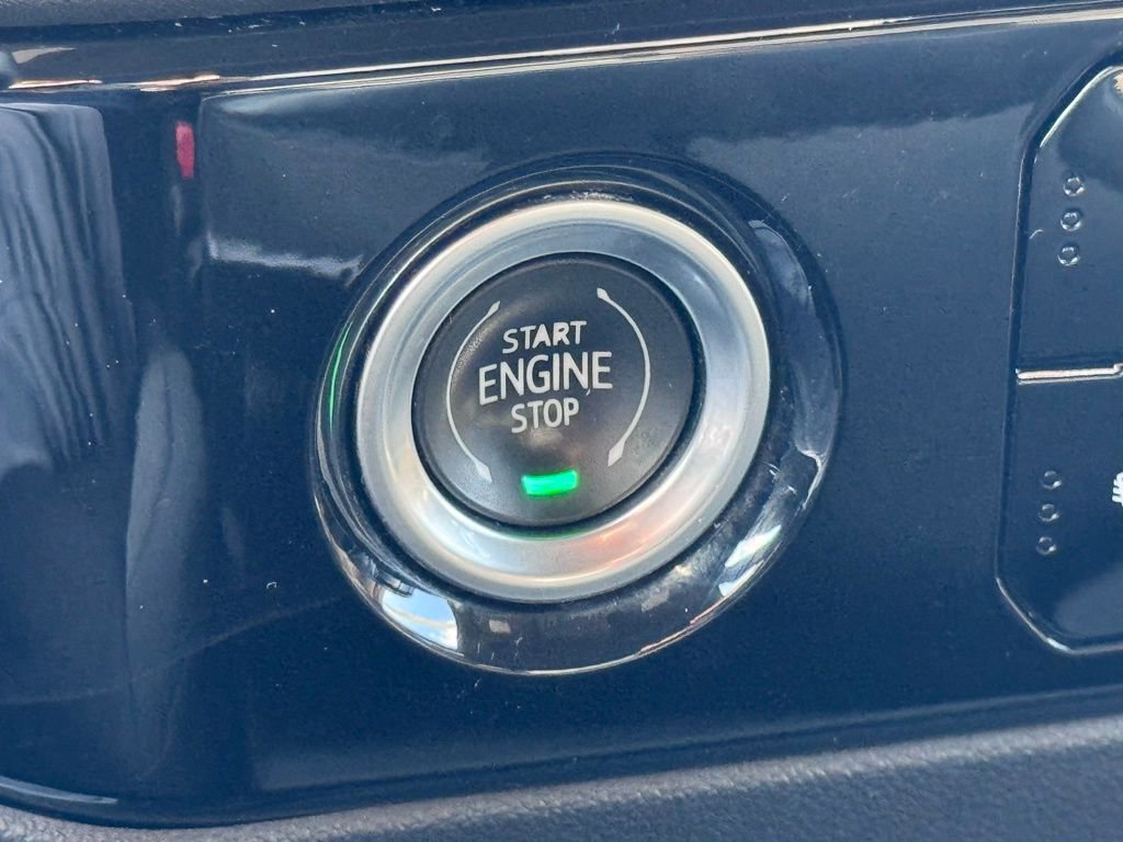 Used 2023 GMC Sierra 1500 Elevation w/ LPO, Elevation Black Package image 6