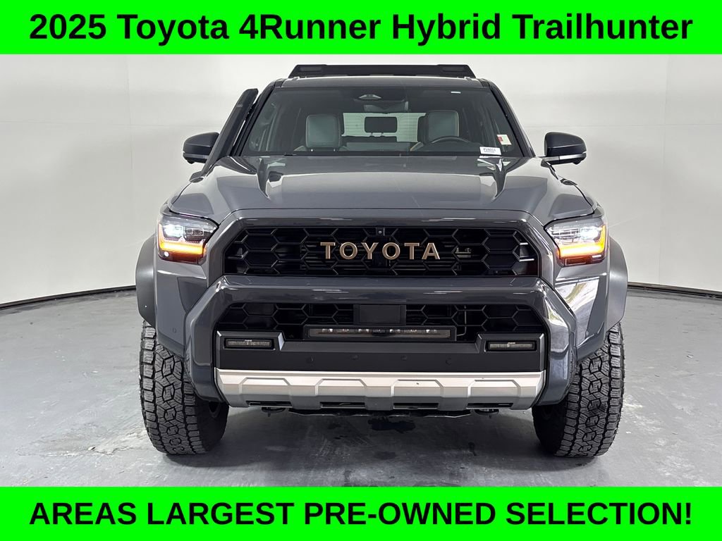 Used 2025 Toyota 4Runner Trailhunter AWD/4WD image 2