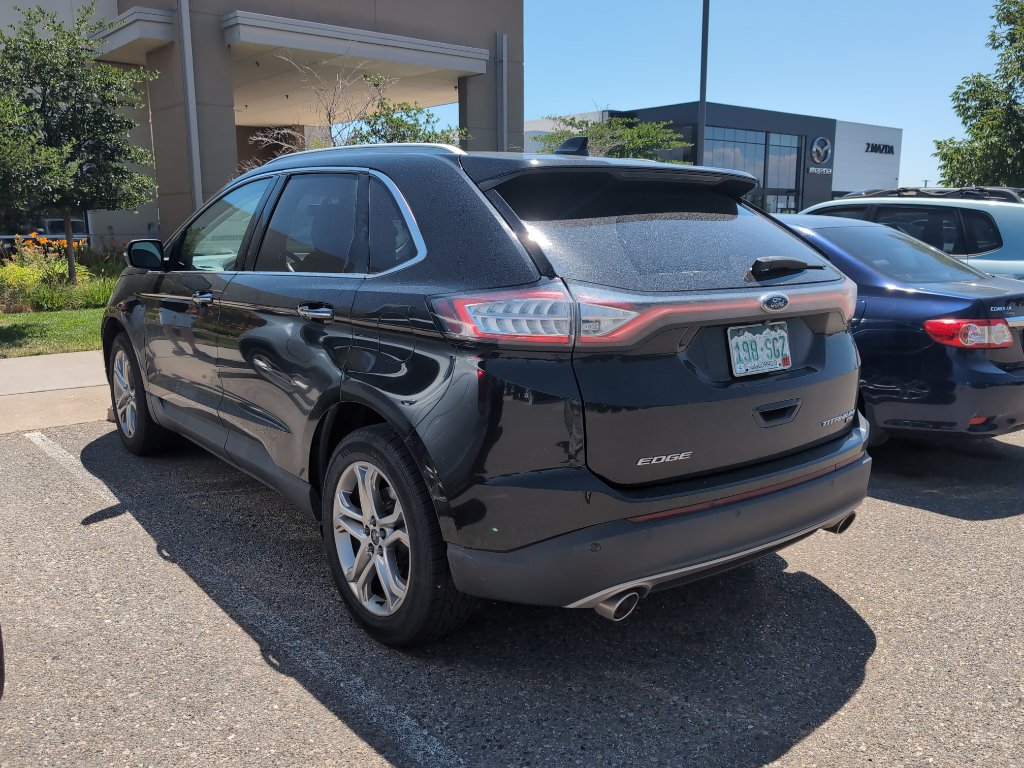 Used 2016 Ford Edge Titanium w/ Technology Package AWD/4WD image 2