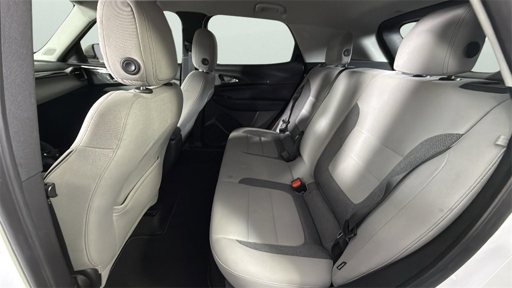 Certified 2024 Chevrolet TrailBlazer LT w/ Driver Confidence Package image 40