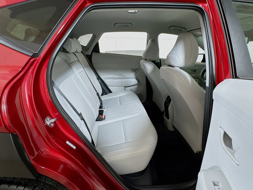Used 2025 Hyundai Kona SEL FWD image 23