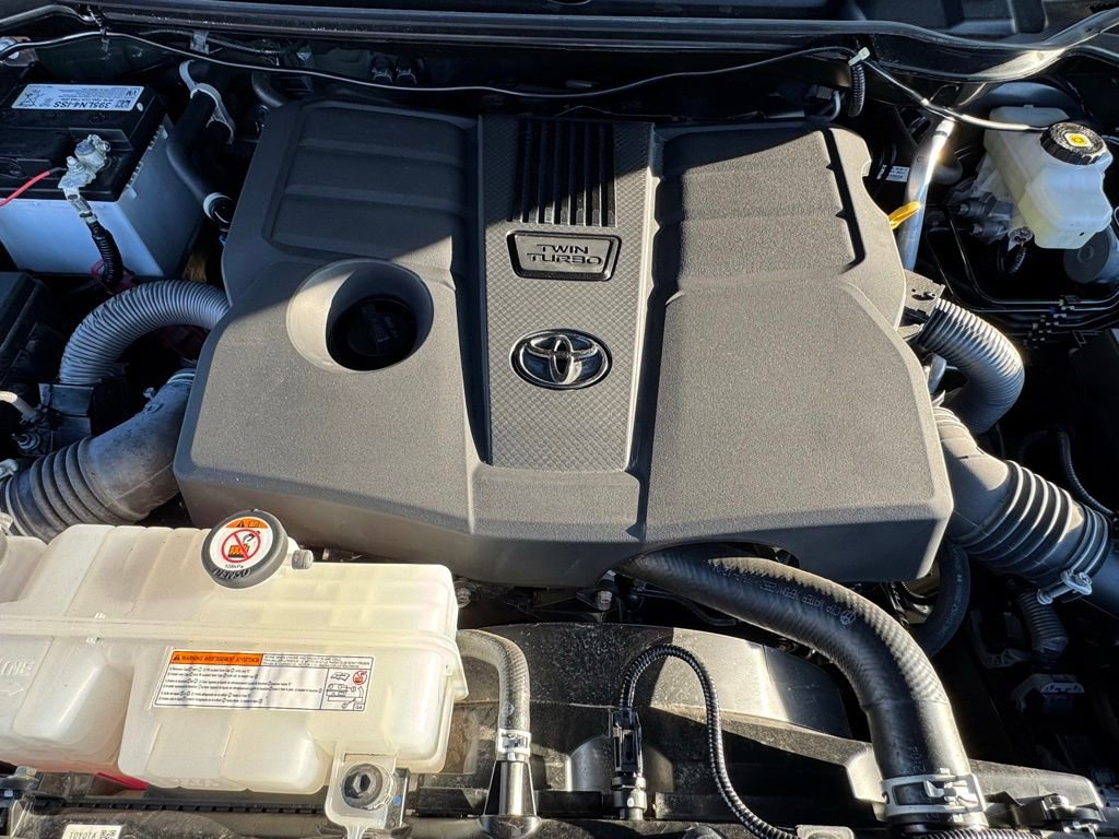 Used 2023 Toyota Tundra Limited image 41