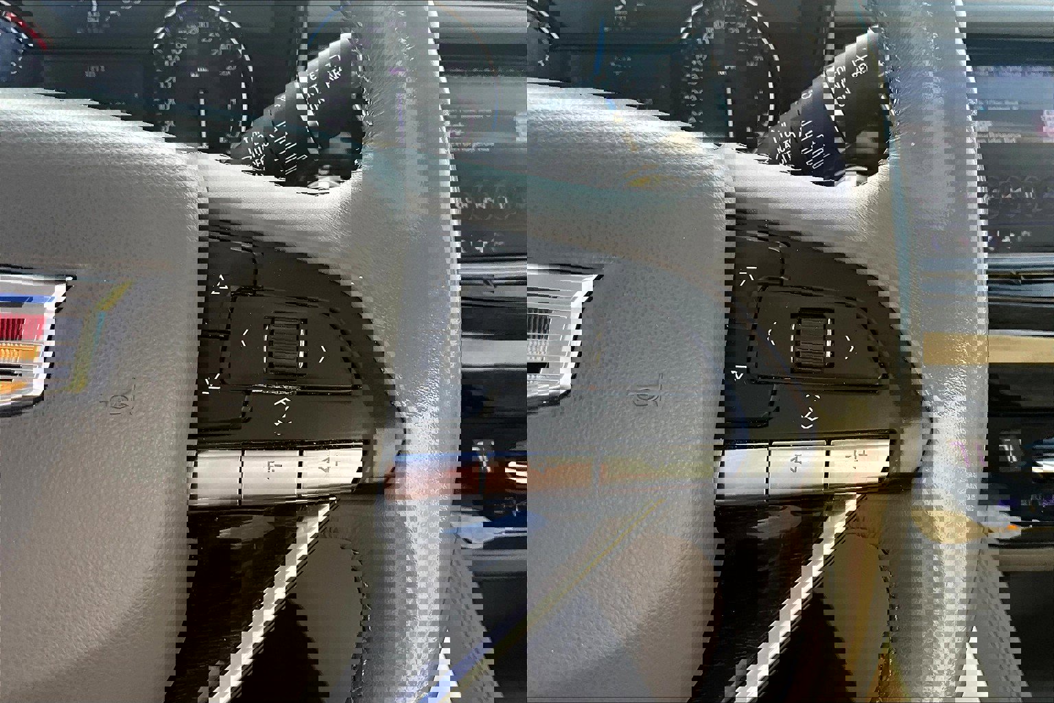 Used 2020 Cadillac XT6 Premium Luxury image 24