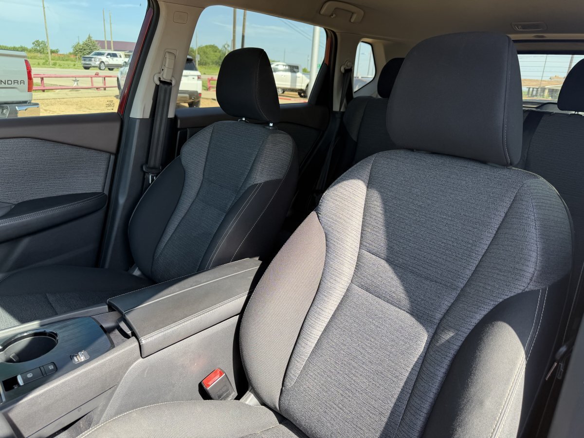 Used 2021 Nissan Rogue SV FWD image 31