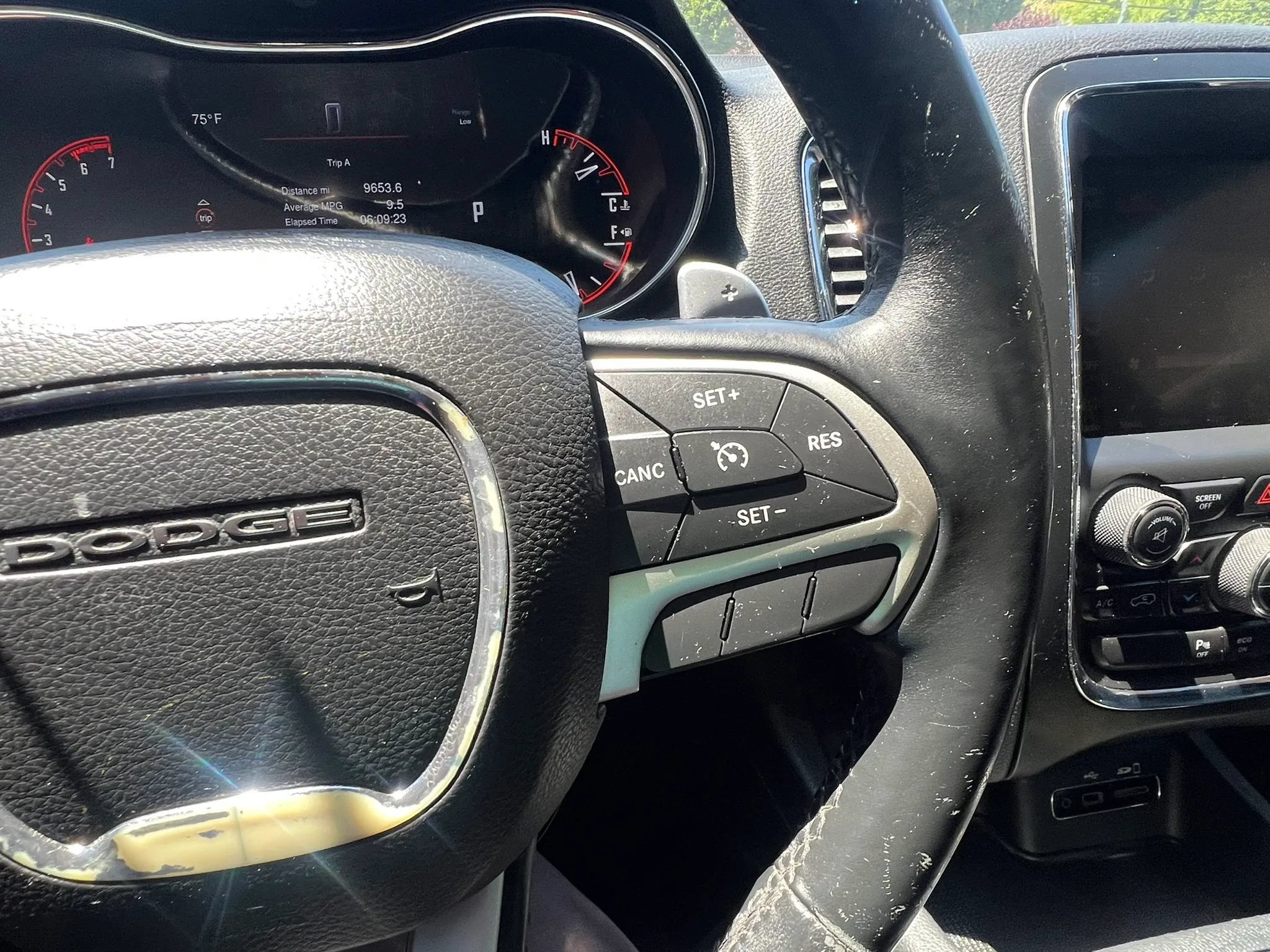 Used 2015 Dodge Durango R/T AWD/4WD image 21