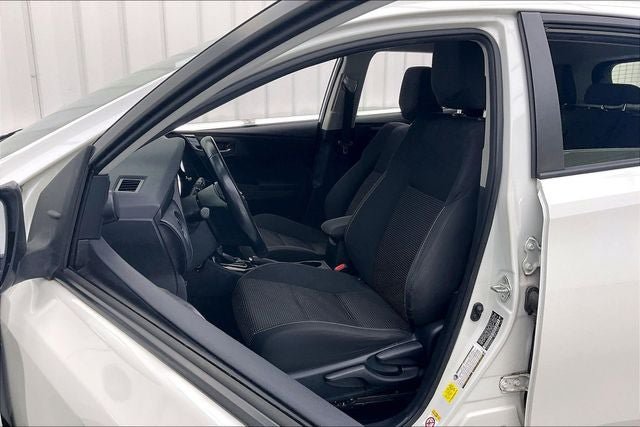 Used 2018 Toyota Corolla iM w/ All-Weather Mat Package FWD image 8