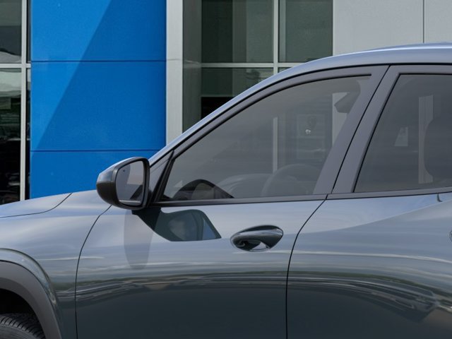 New 2026 Chevrolet Trax LS w/ LS Convenience Package FWD image 12