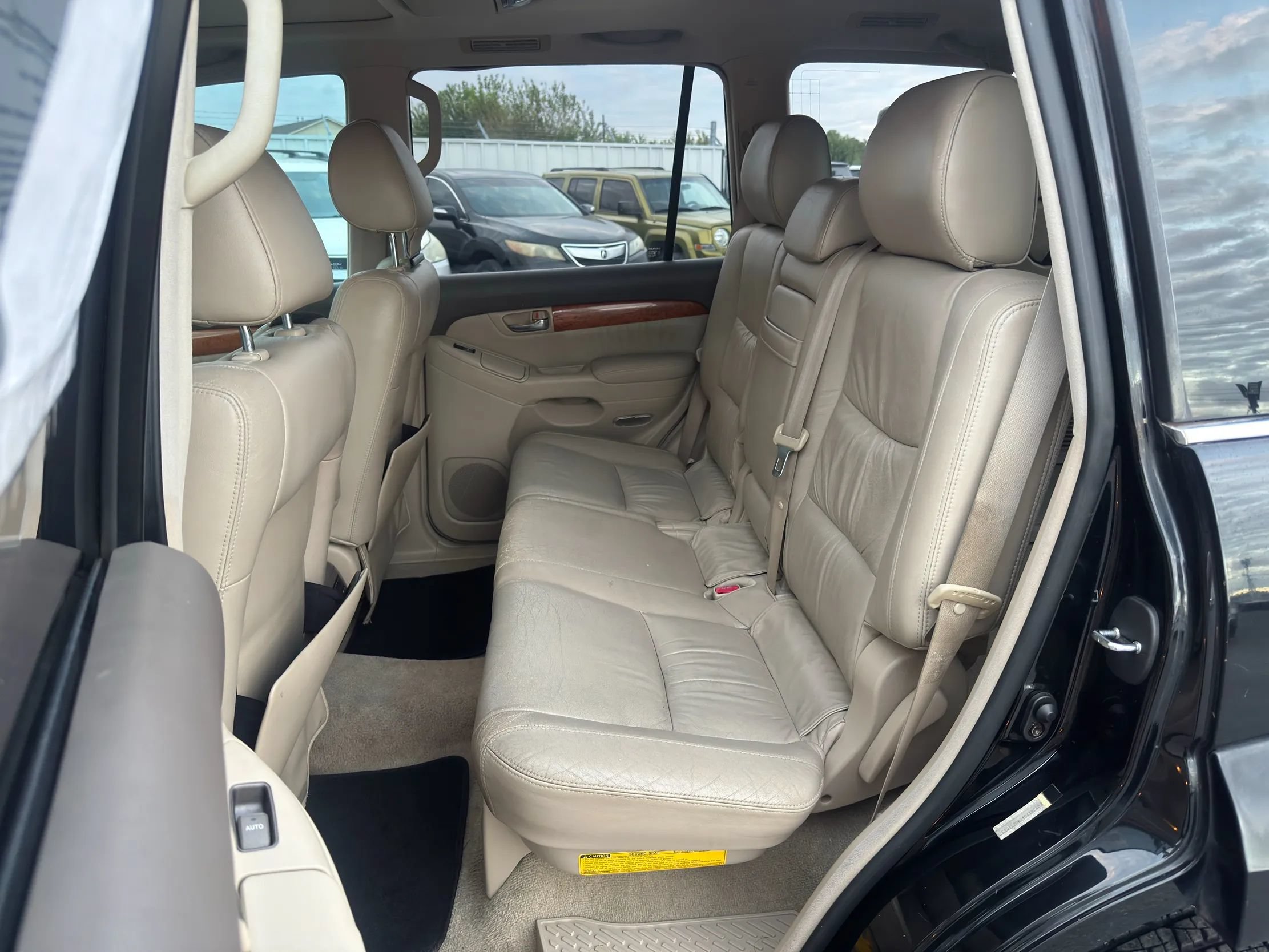 Used 2004 Lexus GX 470 AWD/4WD image 16