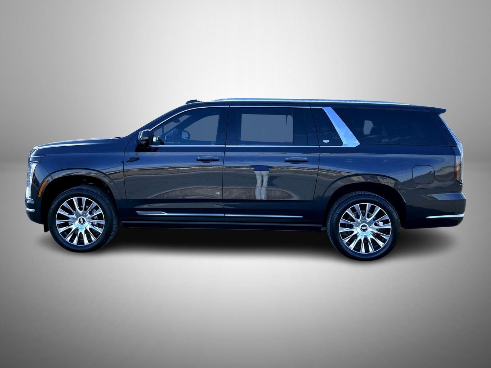 Certified 2025 Cadillac Escalade ESV Premium Luxury Platinum AWD/4WD image 8