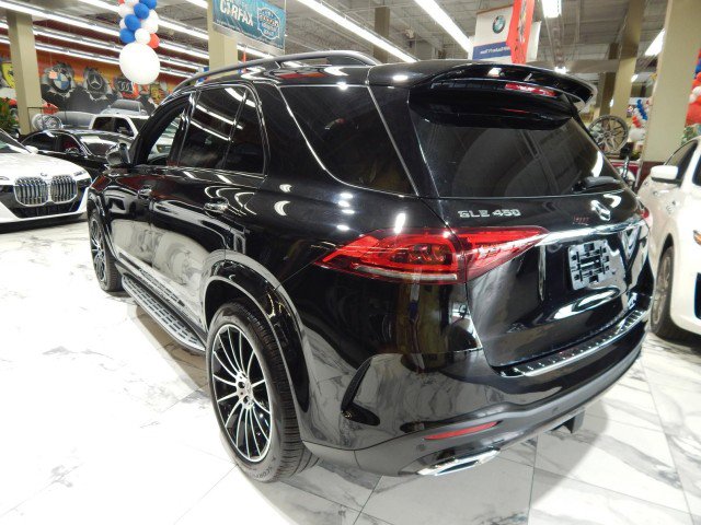 Used 2023 Mercedes-Benz GLE 450 GLE 450 AWD w/ AMG Line Exterior image 9