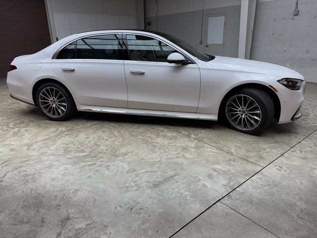 Used 2025 Mercedes-Benz S 580 4MATIC Sedan image 6