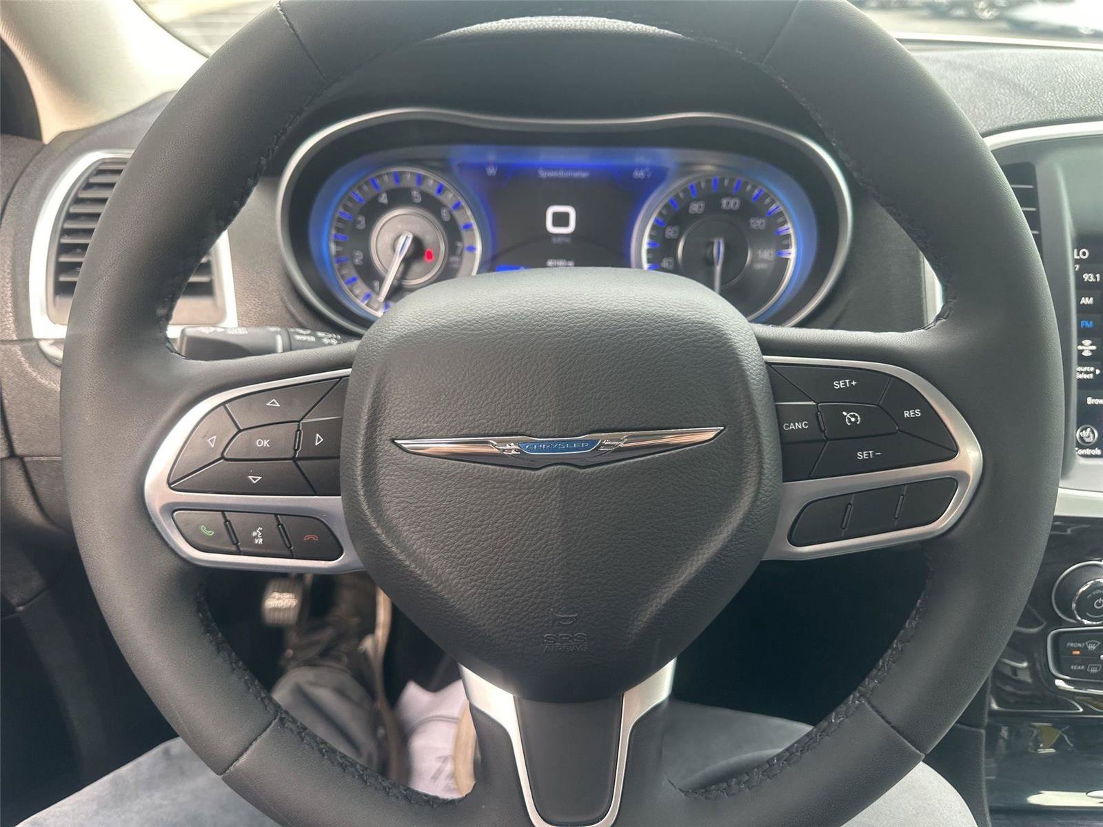 Used 2023 Chrysler 300 Touring L w/ Comfort Group AWD/4WD image 26