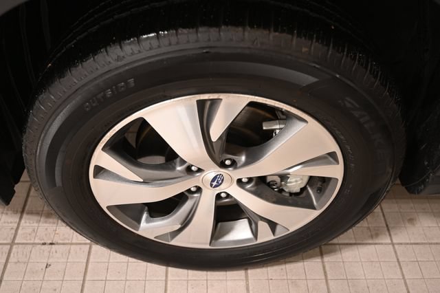 Certified 2025 Subaru Ascent Premium AWD/4WD image 18