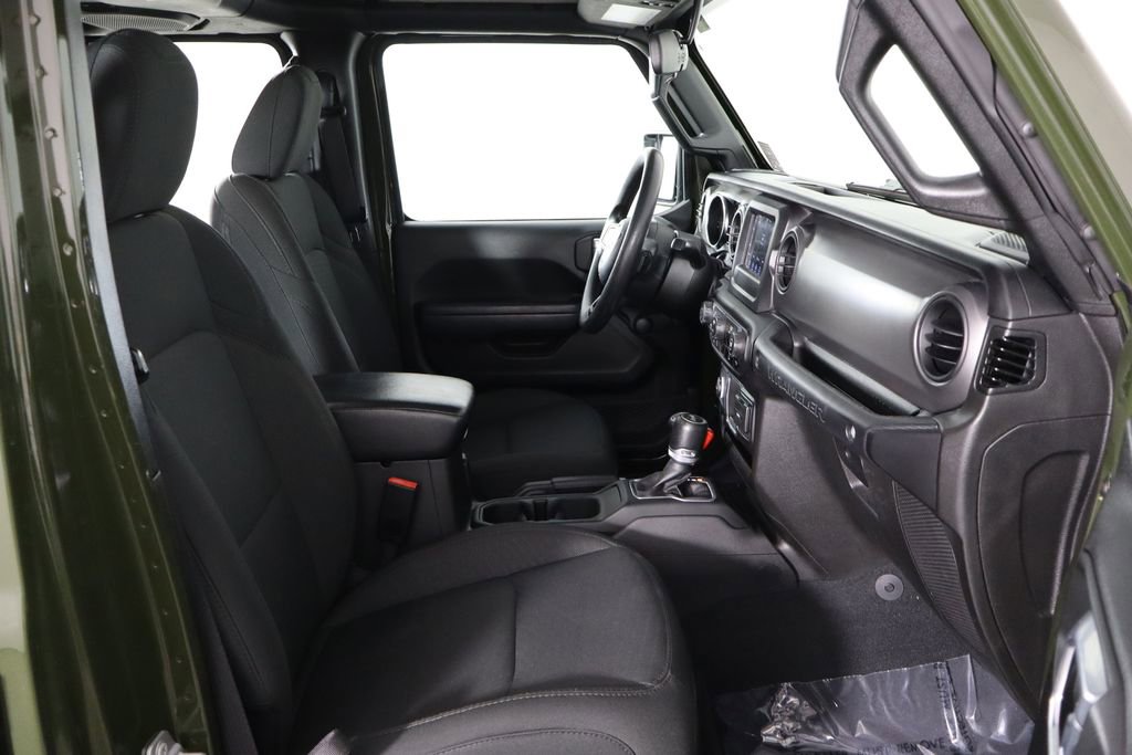 Used 2023 Jeep Wrangler Unlimited Sport AWD/4WD image 18