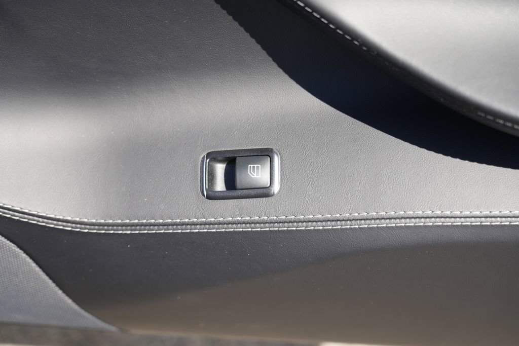 Used 2016 Tesla Model S 75D image 32