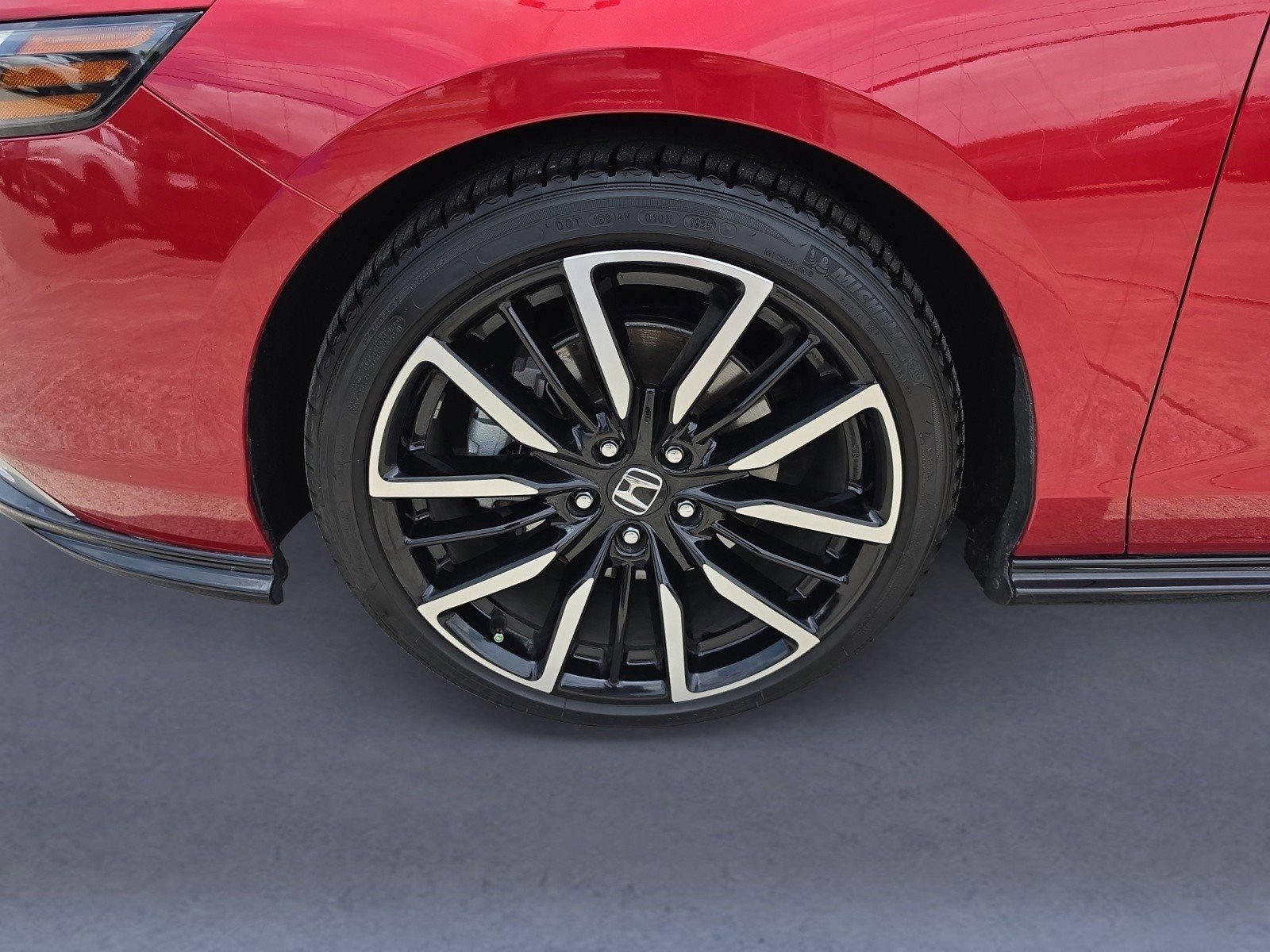 Used 2025 Honda Accord Touring image 30